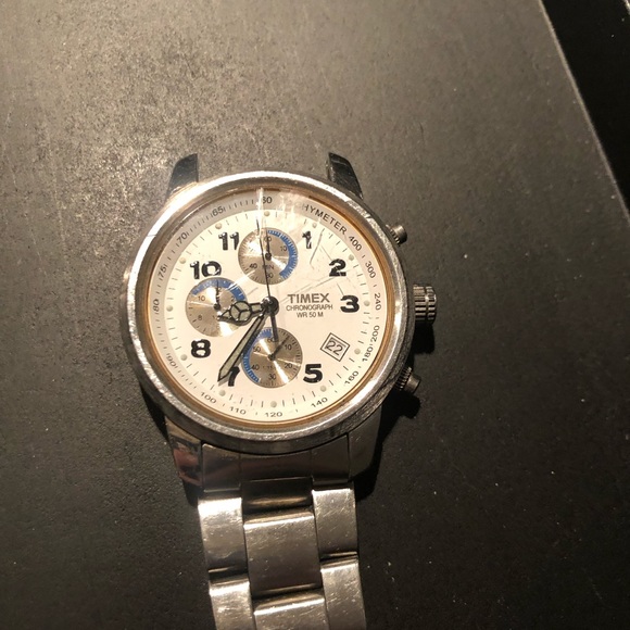 Timex chronograph wr 50m watch.  Model sr927 cell. Men’s watch w/stainless back - Picture 4 of 9